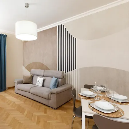 Aureliana House *